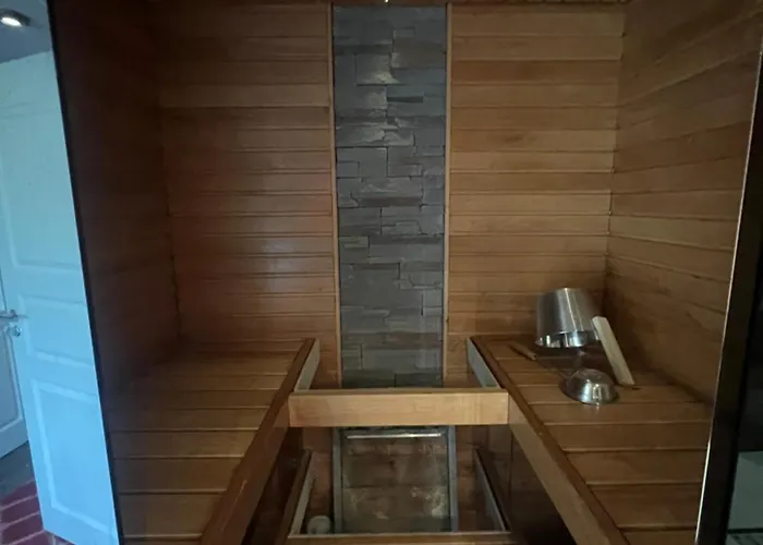 Cozy Well Connected - Family *